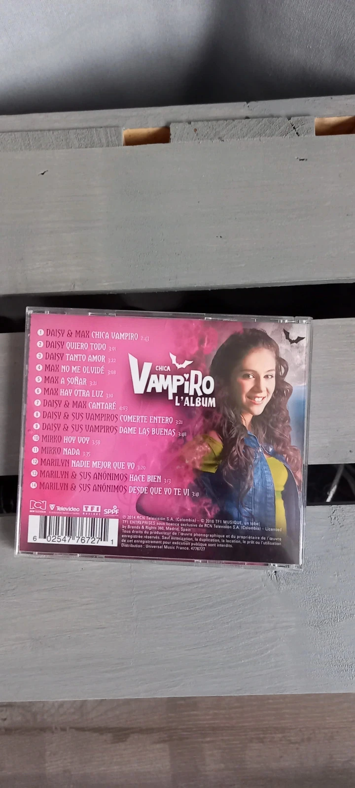 CD album Chica vampiro – photo 2